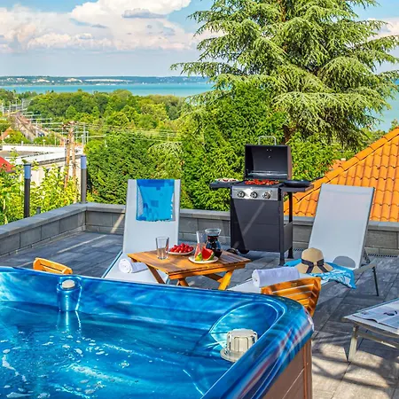 360 דירה Balatonalmádi